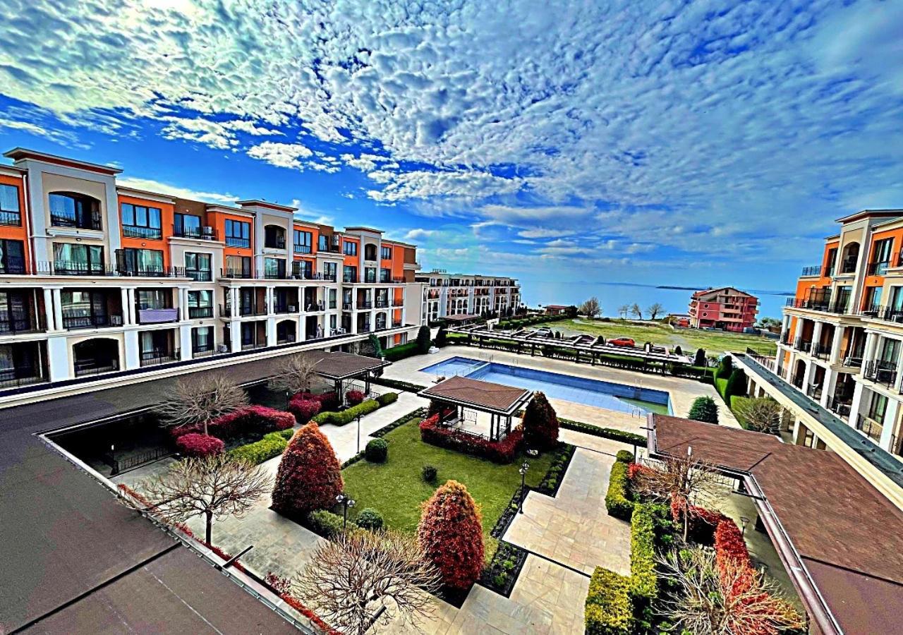 Premier Fort Beach - Premium Apartments Sveti Vlas Exteriér fotografie